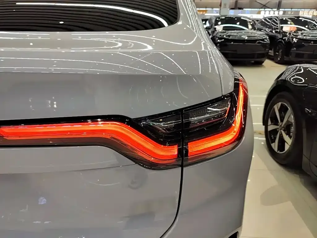 NIO EC6 — фото 4