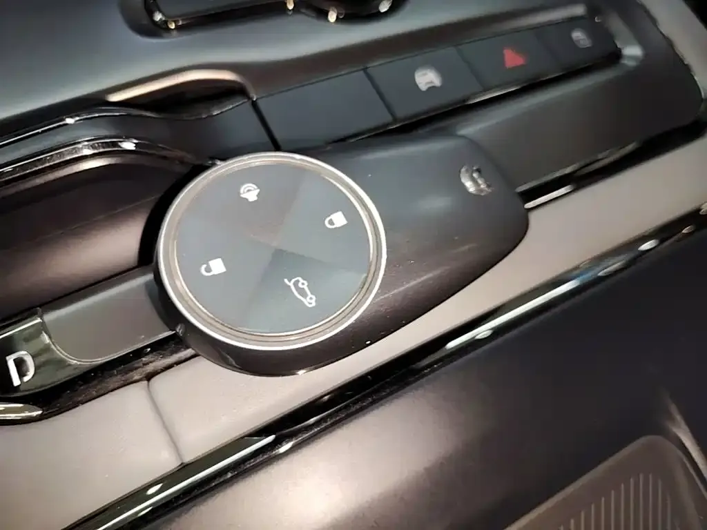 NIO EC6 — фото 2