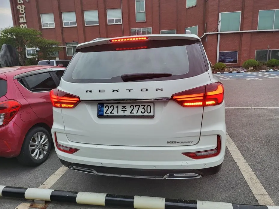KG Mobility (Ssangyong) Rexton — фото 10
