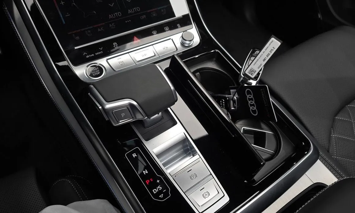 Audi Q7 2026 из KR, фото 9