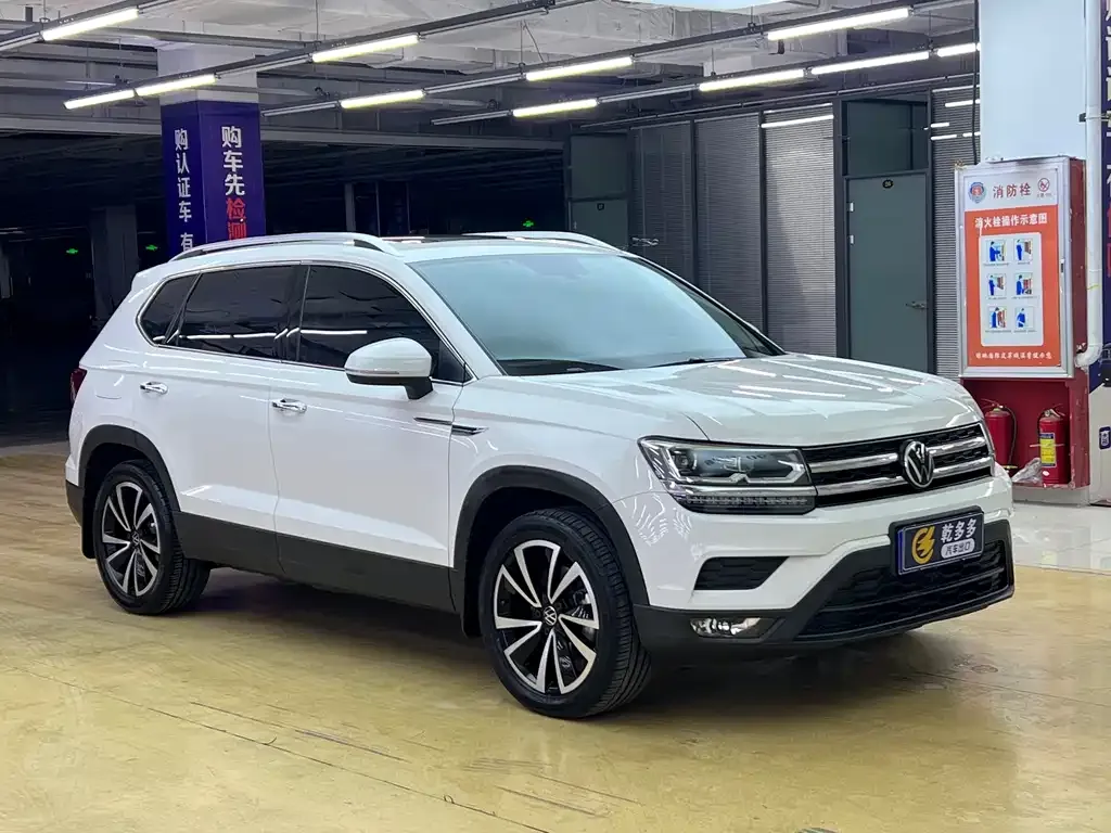 Volkswagen Tharu — фото 8