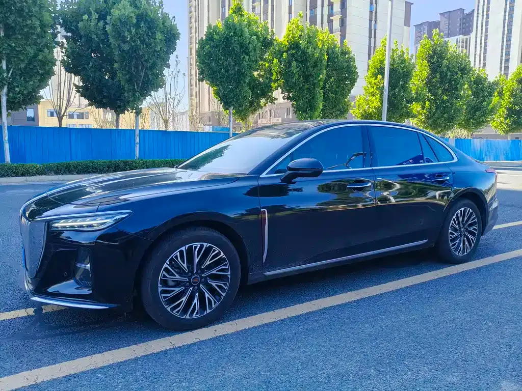 Hongqi H5 — фото 6