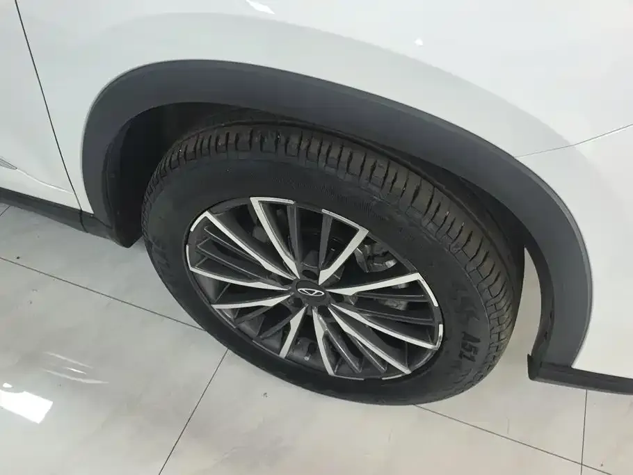 Chery Tiggo 8 PRO — фото 3