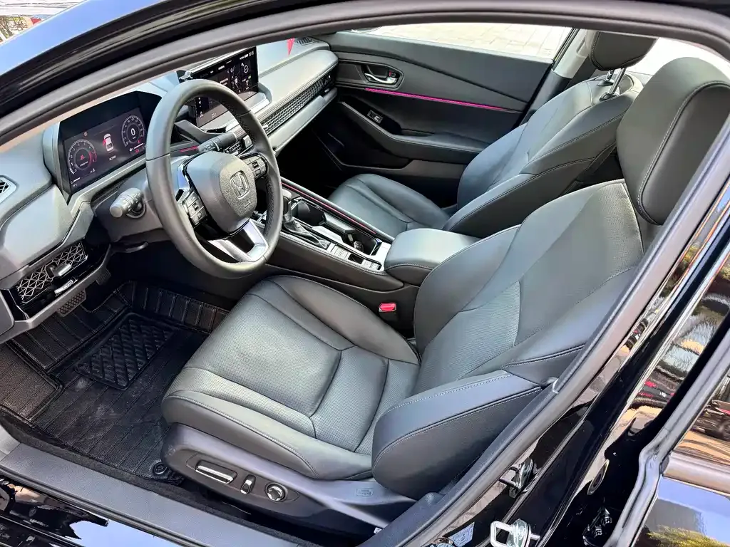 Honda Accord — фото 3