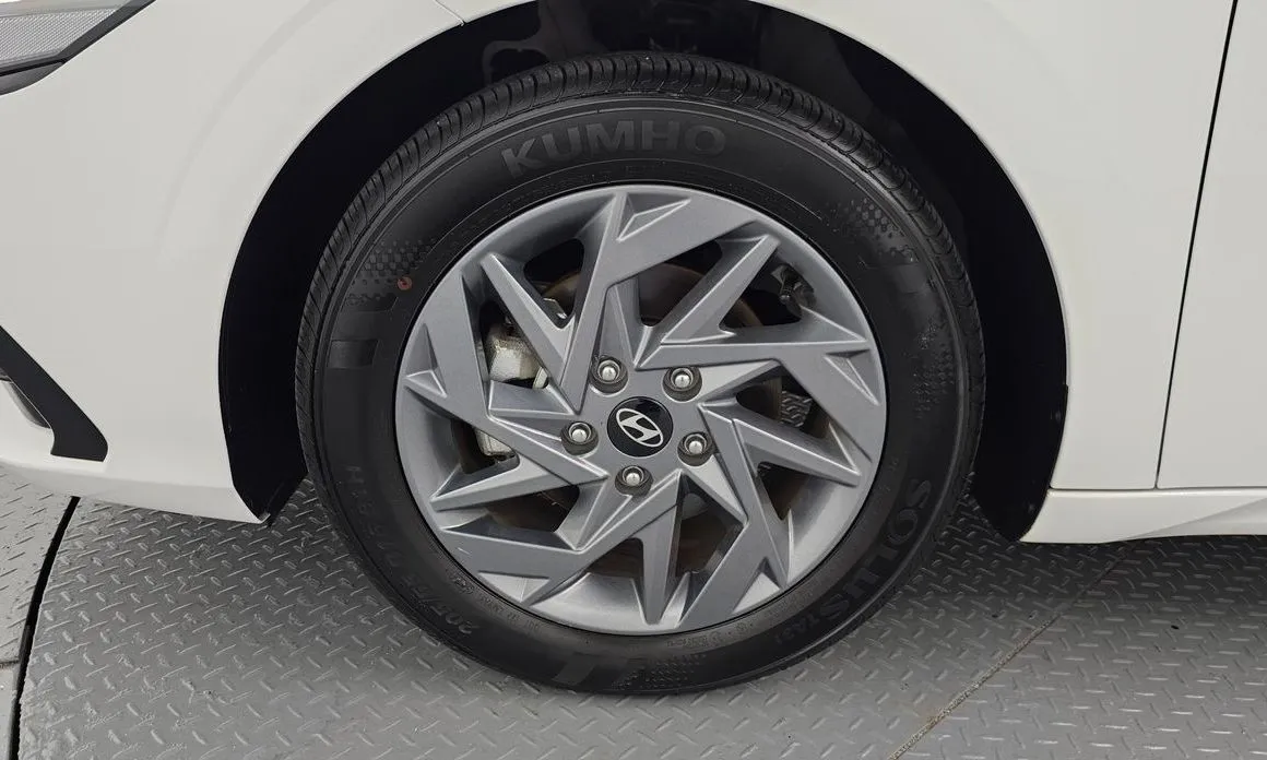 Hyundai AVANTE — фото 6