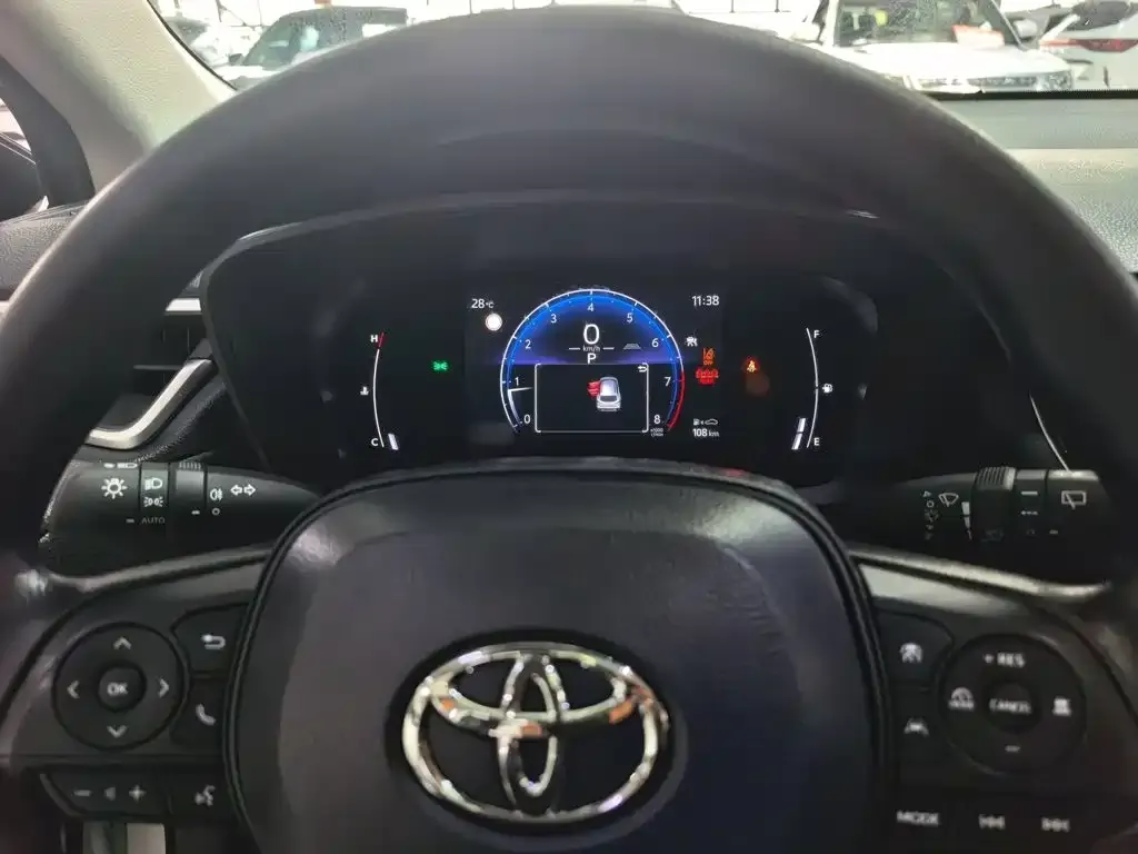 Toyota Corolla Cross — фото 3