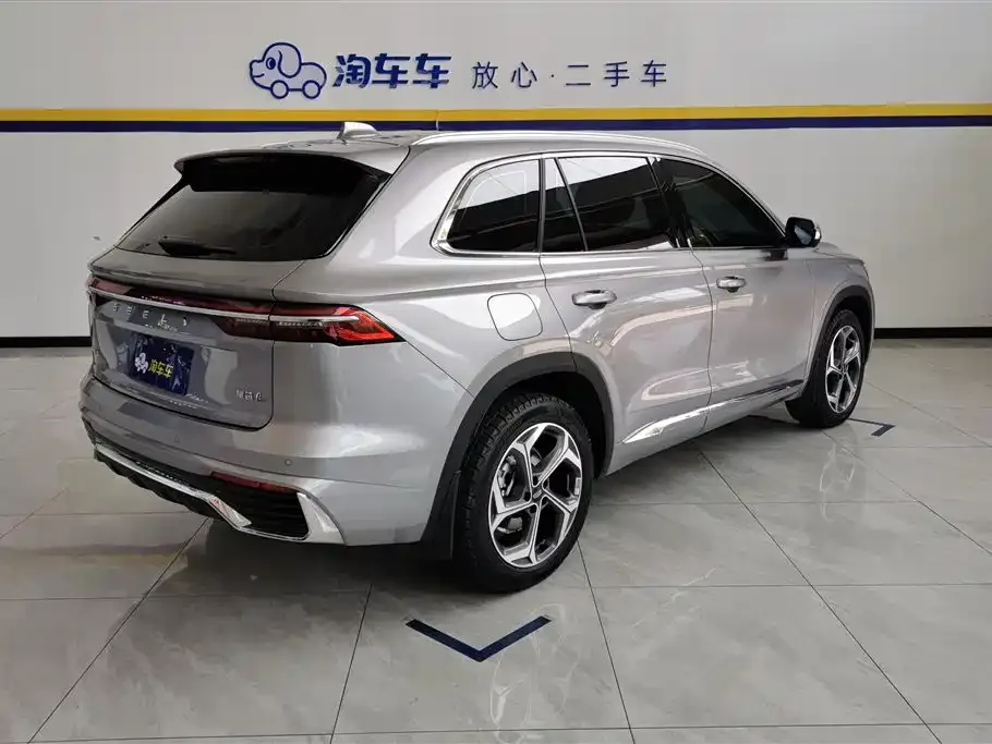 Geely Xingyue L — фото 8