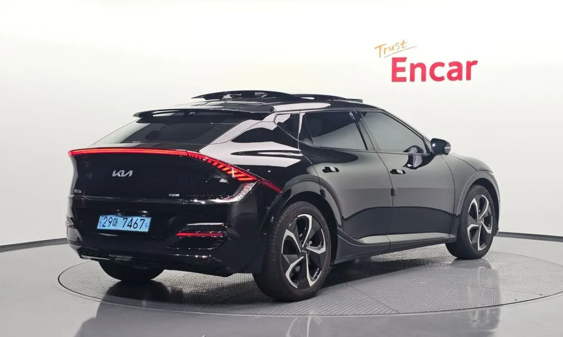 Kia EV6 — фото 5