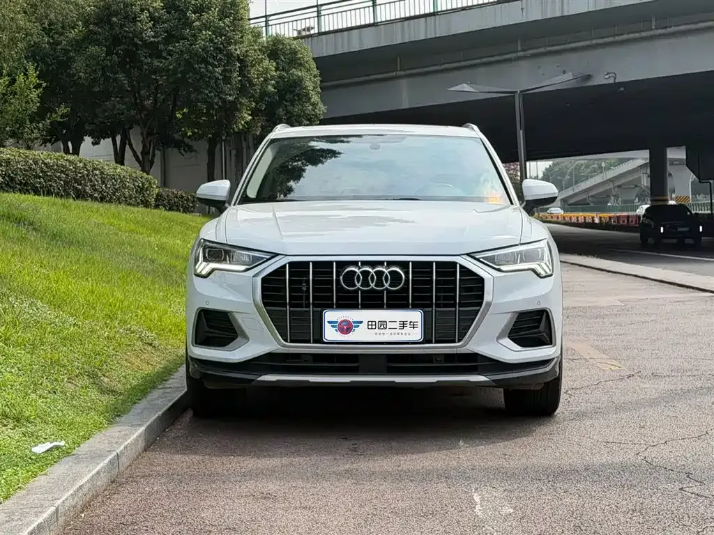 Audi Q3 — фото 9