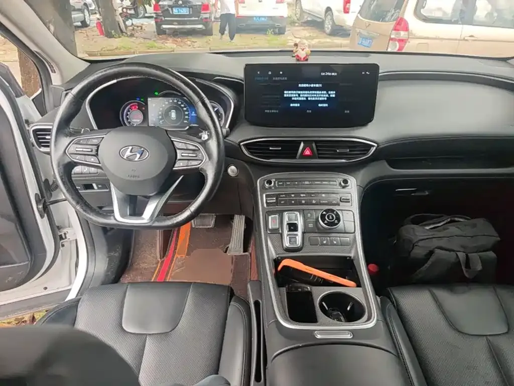 Hyundai Santa Fe — фото 10