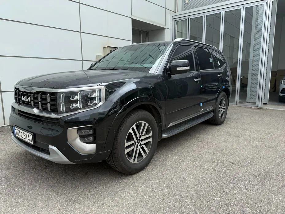 Kia Mohave Diesel 3.0 4WD 7-Seater 1