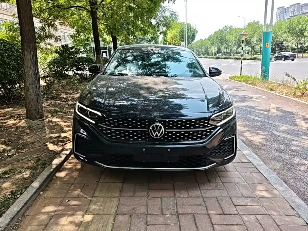 Volkswagen Passat — фото 7