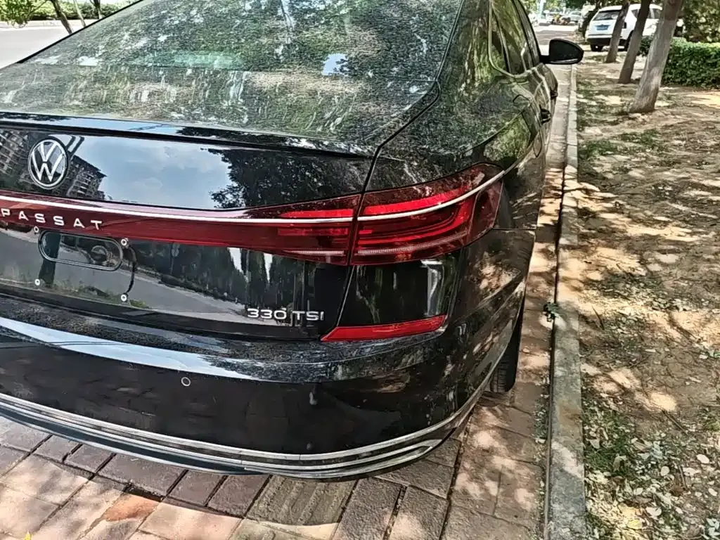 Volkswagen Passat — фото 6