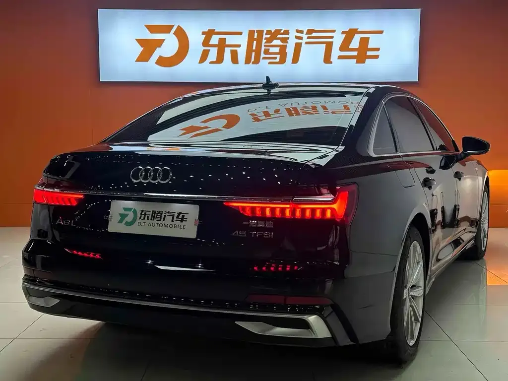 Audi A6L — фото 6