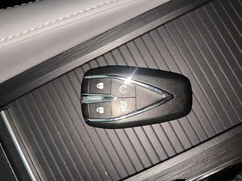 Changan CS75PLUS — фото 10