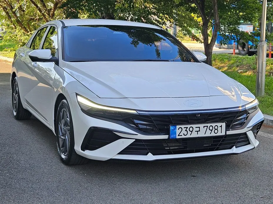 Hyundai AVANTE — фото 2