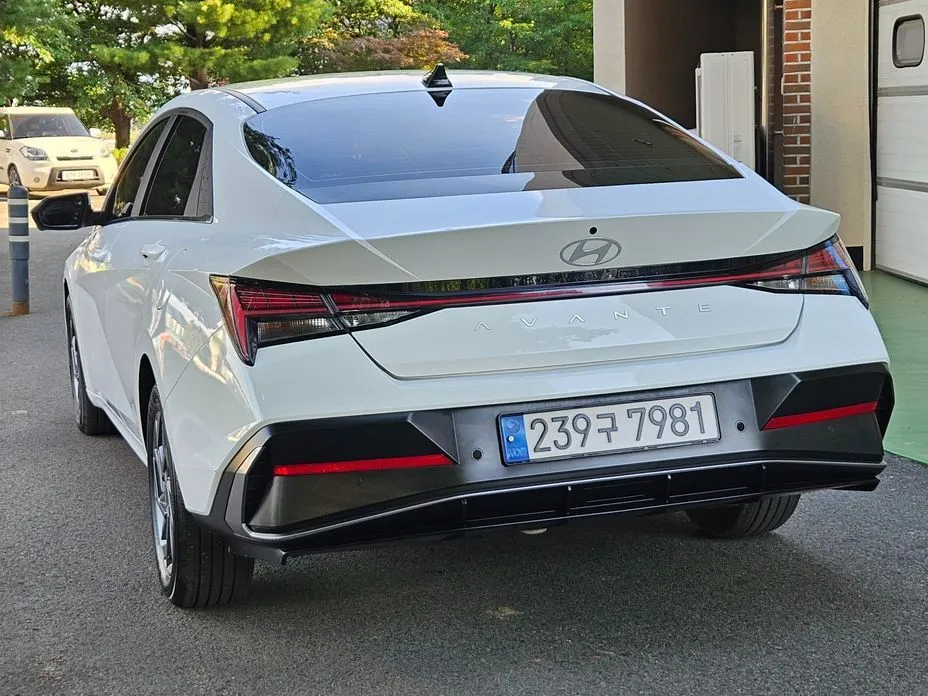 Hyundai AVANTE — фото 5