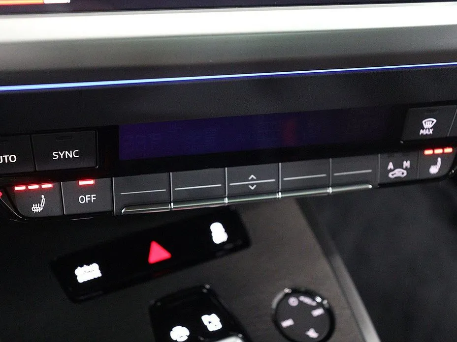 Audi Q4 e-tron 2025 из KR, фото 2
