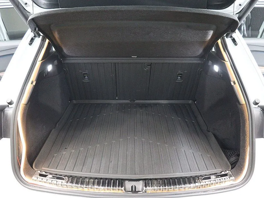 Audi Q4 e-tron 2025 из KR, фото 4
