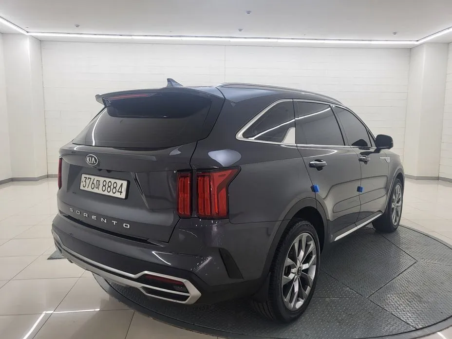 Kia Sorento — фото 4