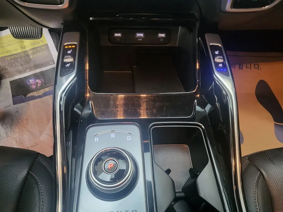 Kia Sorento — фото 8