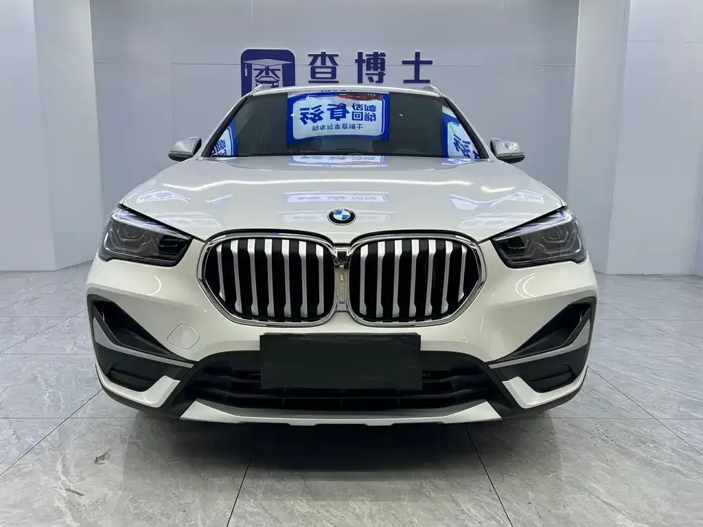 BMW X1 — фото 6