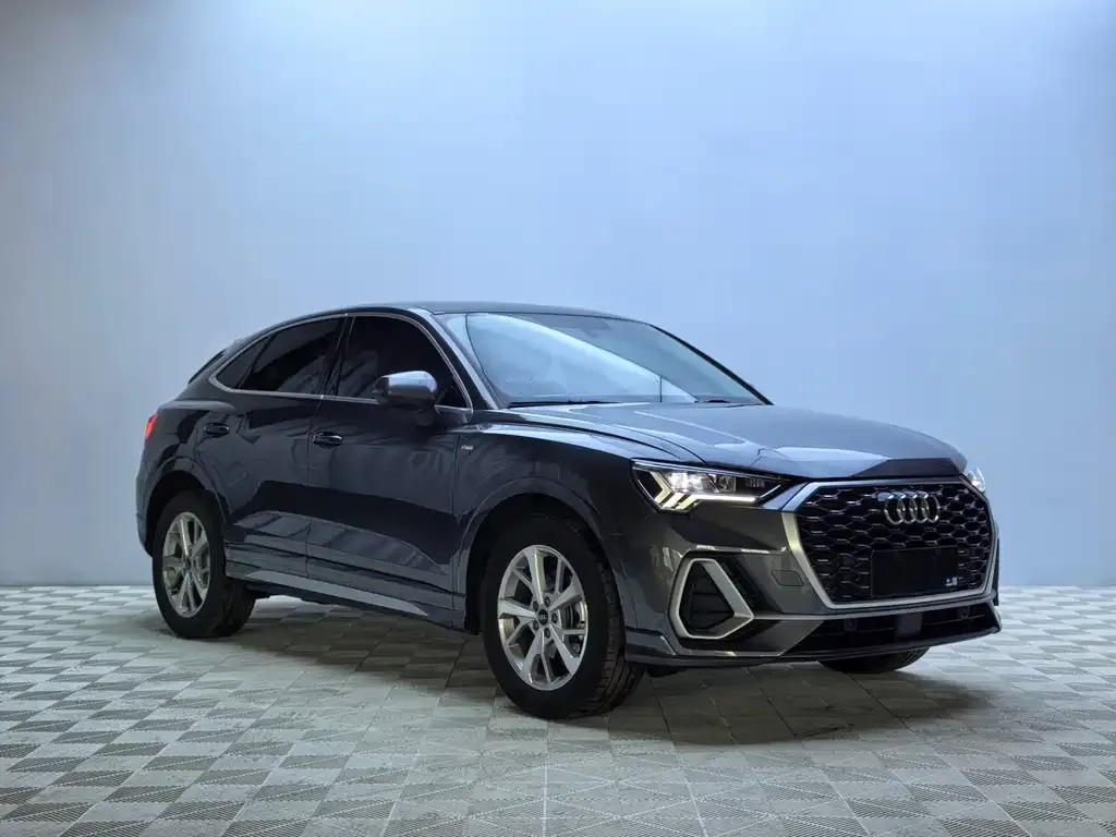 Audi Q3 Sportback 2022 из CN, фото 8