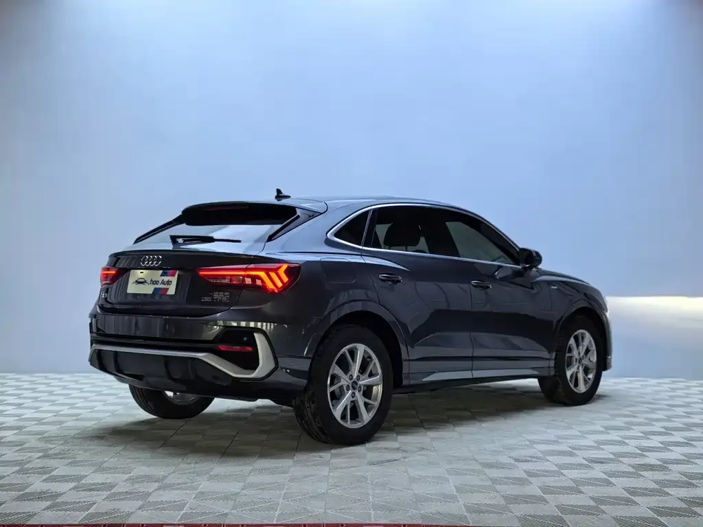 Audi Q3 Sportback 2022 из CN, фото 4