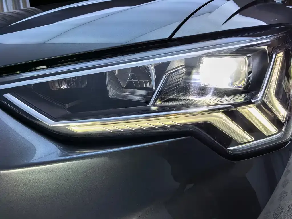 Audi Q3 Sportback 2022 из CN, фото 3