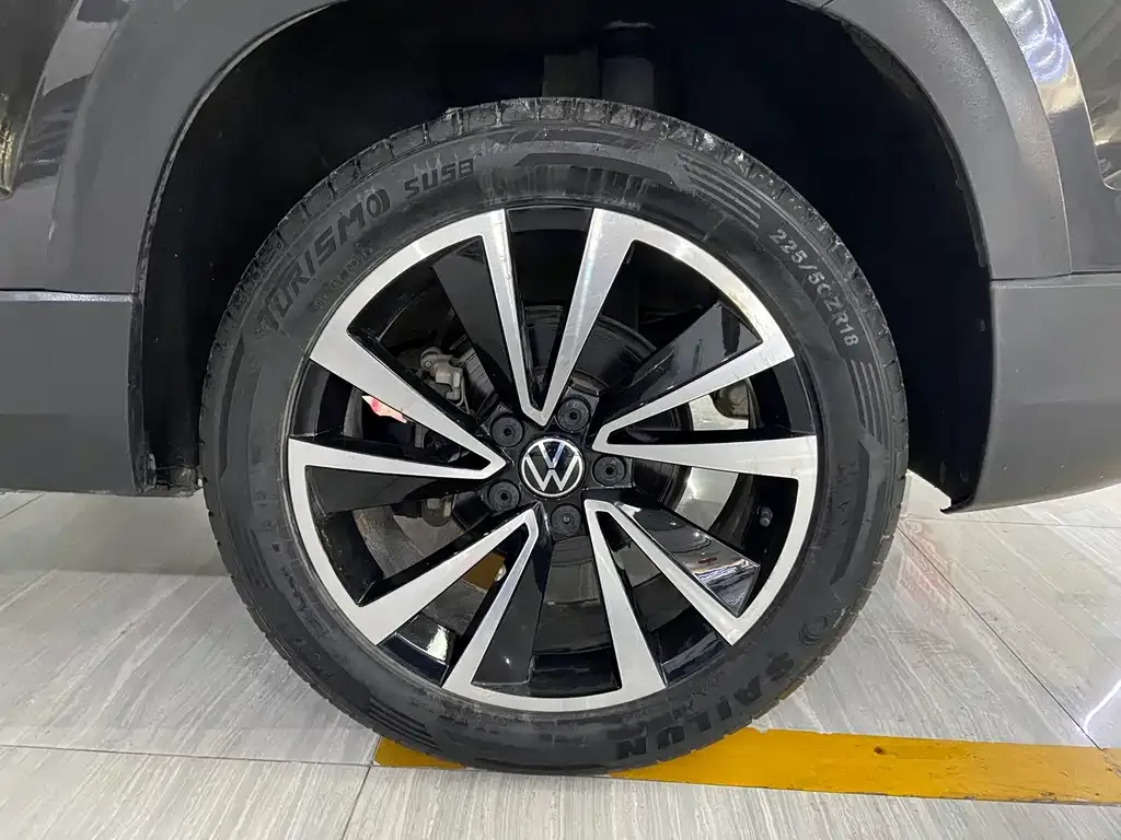 Volkswagen Tharu — фото 10
