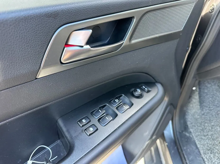 KG Mobility (Ssangyong) Rexton — фото 9