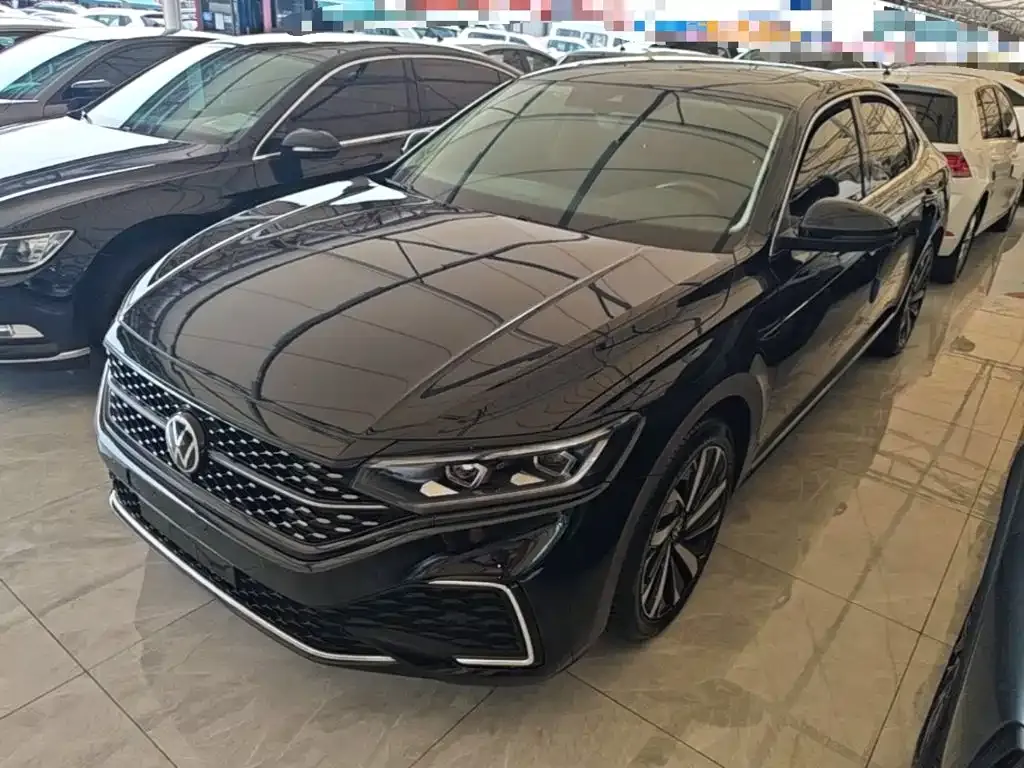 Volkswagen Passat — фото 4