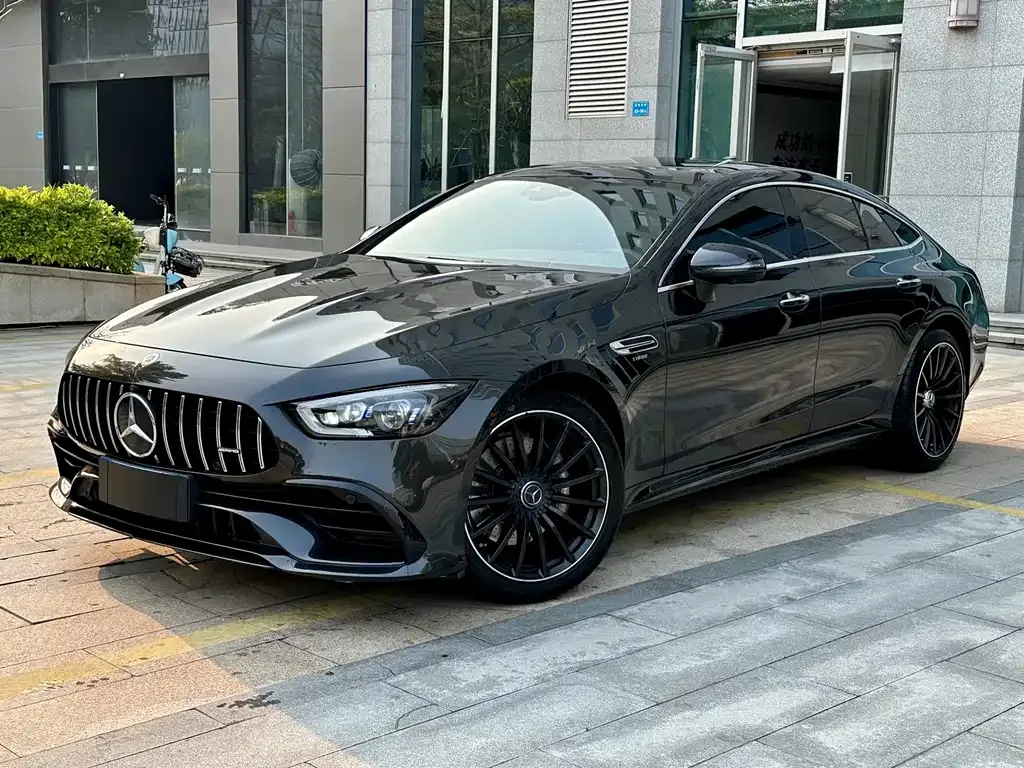 Mercedes-Benz AMG GT — фото 1