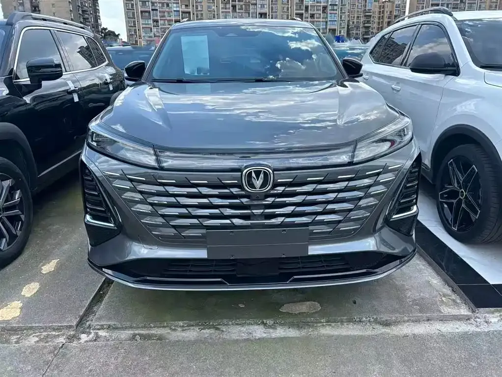 Changan CS75PLUS — фото 3