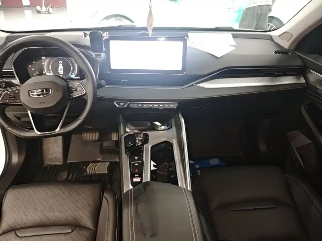 Geely Xingrui — фото 6