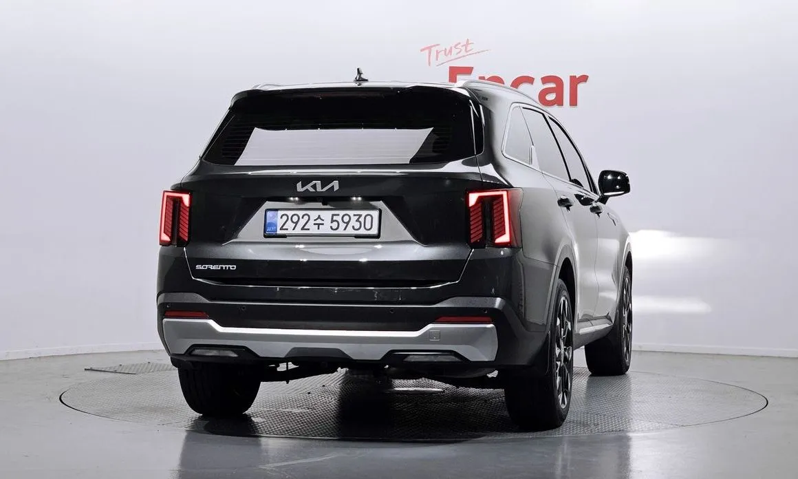 Kia Sorento — фото 4