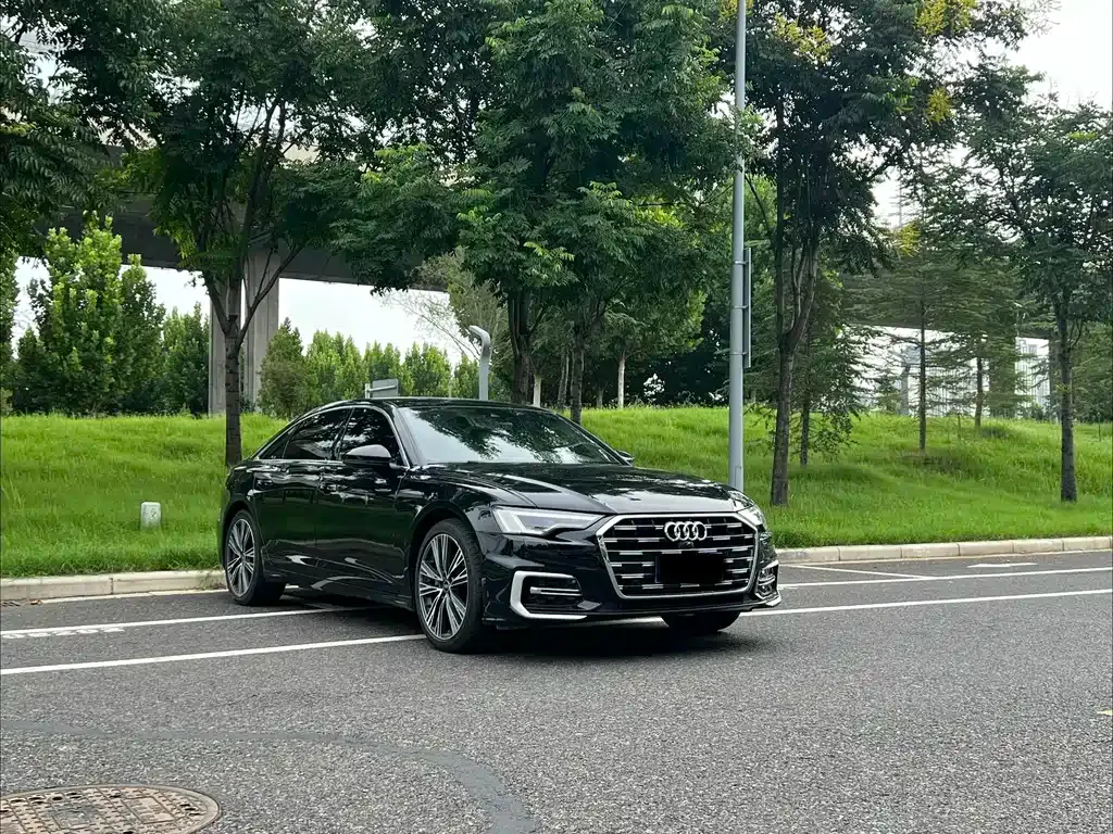 Audi A6L — фото 9
