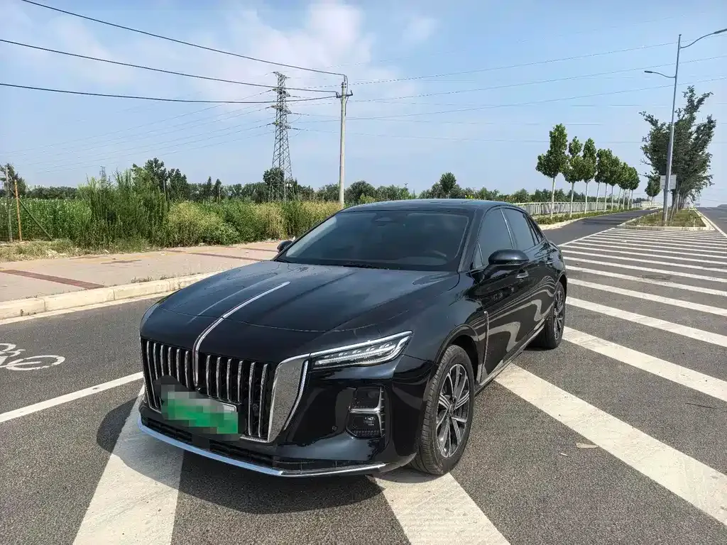 Hongqi H5 PHEV — фото 1