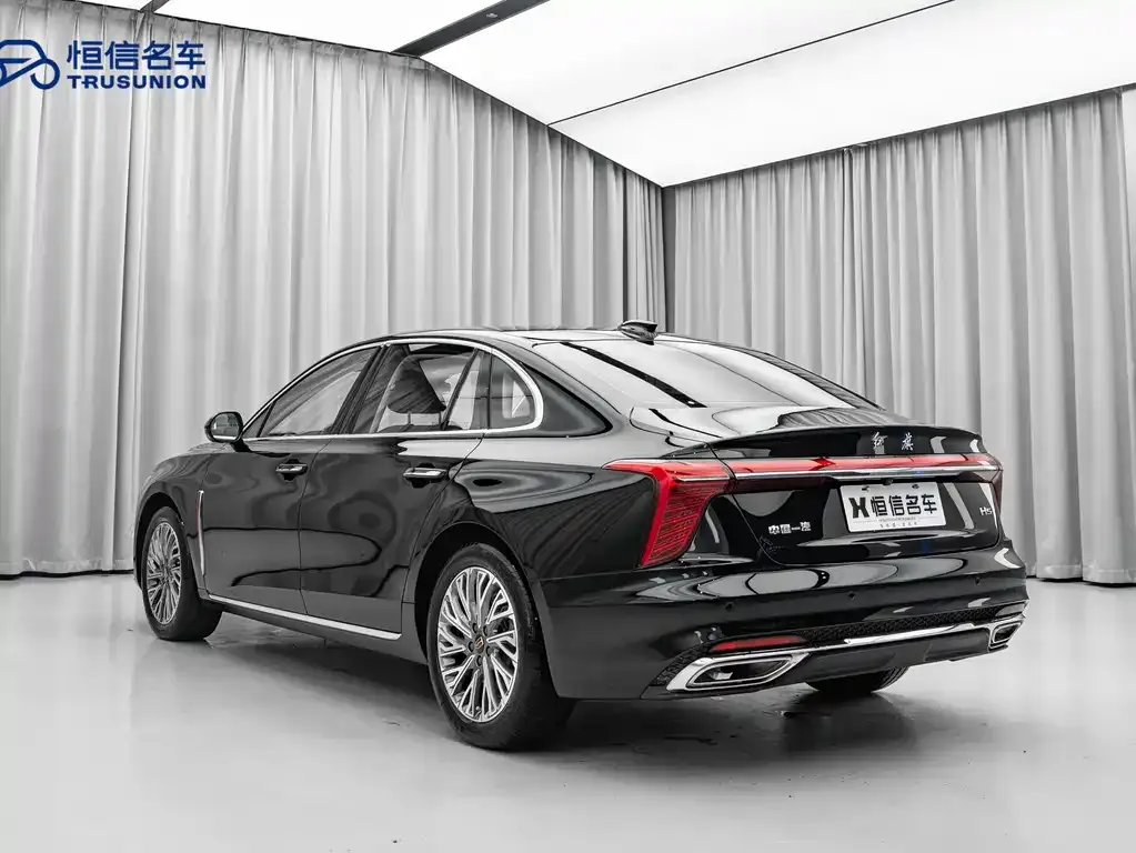 Hongqi H5 — фото 7