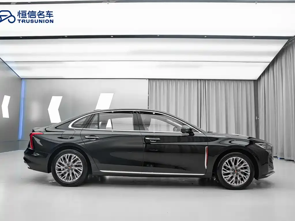 Hongqi H5 — фото 9