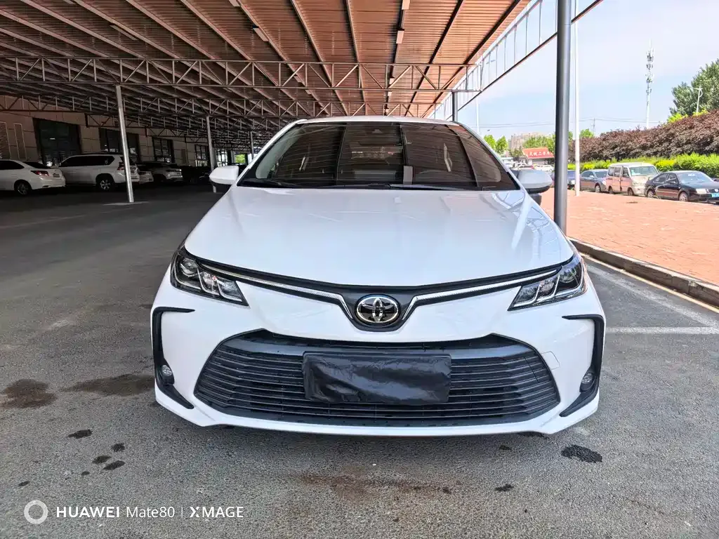 Toyota Corolla — фото 5