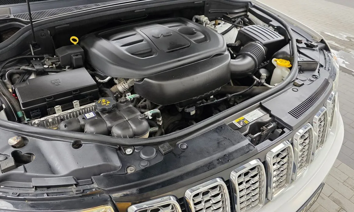 Jeep Cherokee — фото 9