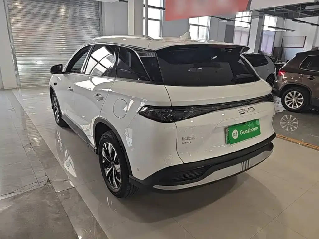 BYD Seal 05 DM-i — фото 8