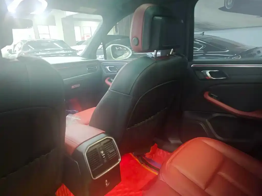 Porsche Macan 2023 из CN, фото 7