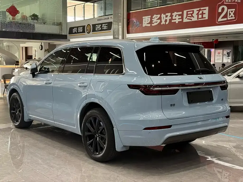 Li Auto ONE — фото 9