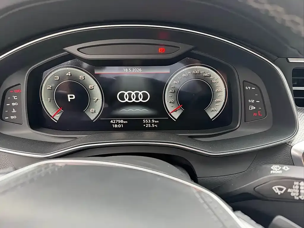 Audi A6L 2023 из CN, фото 4