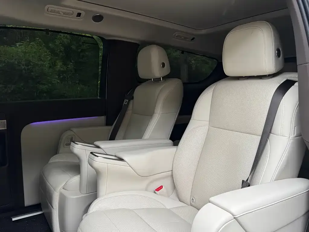Li Auto MEGA 2024 из CN, фото 2