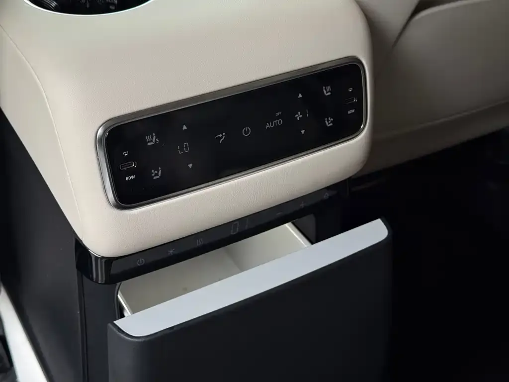 Li Auto MEGA 2024 из CN, фото 9