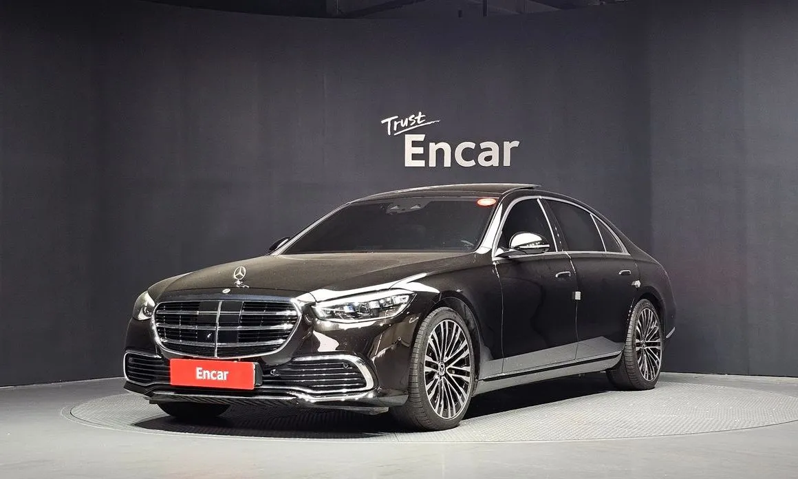 Mercedes-Benz S-Class — фото 1