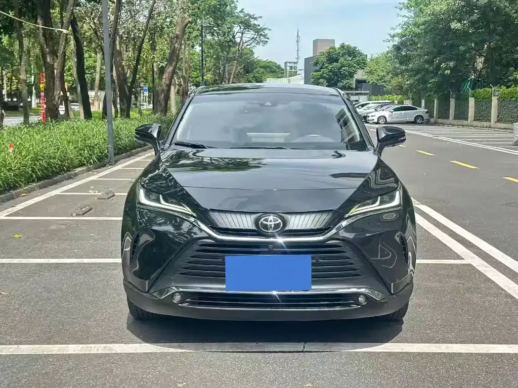 Toyota Harrier — фото 5